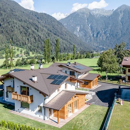 Fulun Mountain Lodge Giustino Ngoại thất bức ảnh