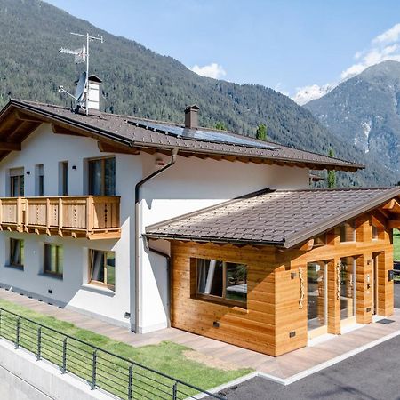 Fulun Mountain Lodge Giustino Ngoại thất bức ảnh